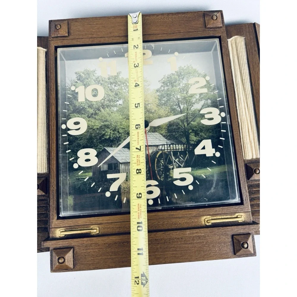 Vintage 70s Rustic Wall Clock Quartz MCM Lake Lodge Mill Cottage Cabin Decor